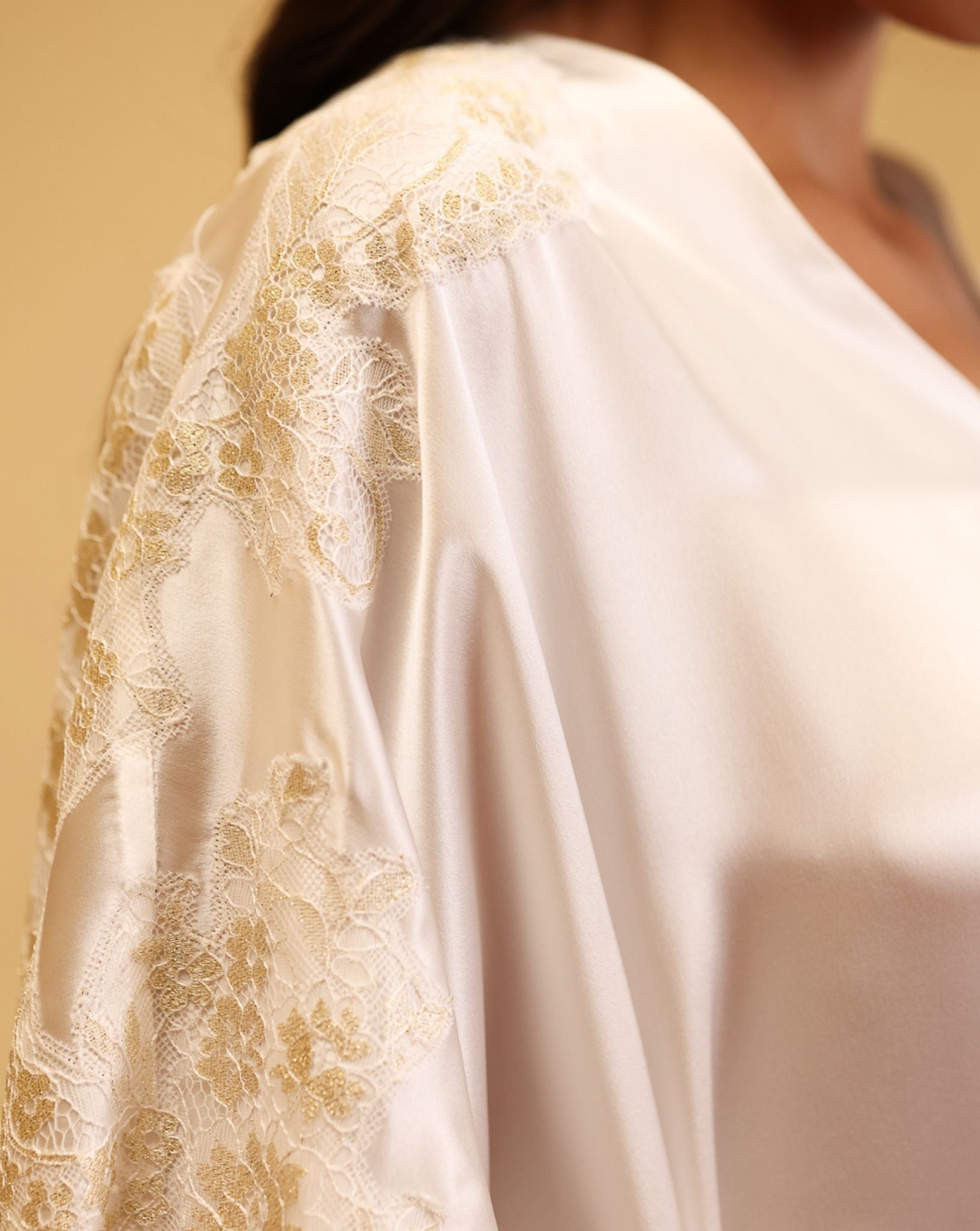 Detailed embroidery shot of kaftan sleeve and back – KÂfemme