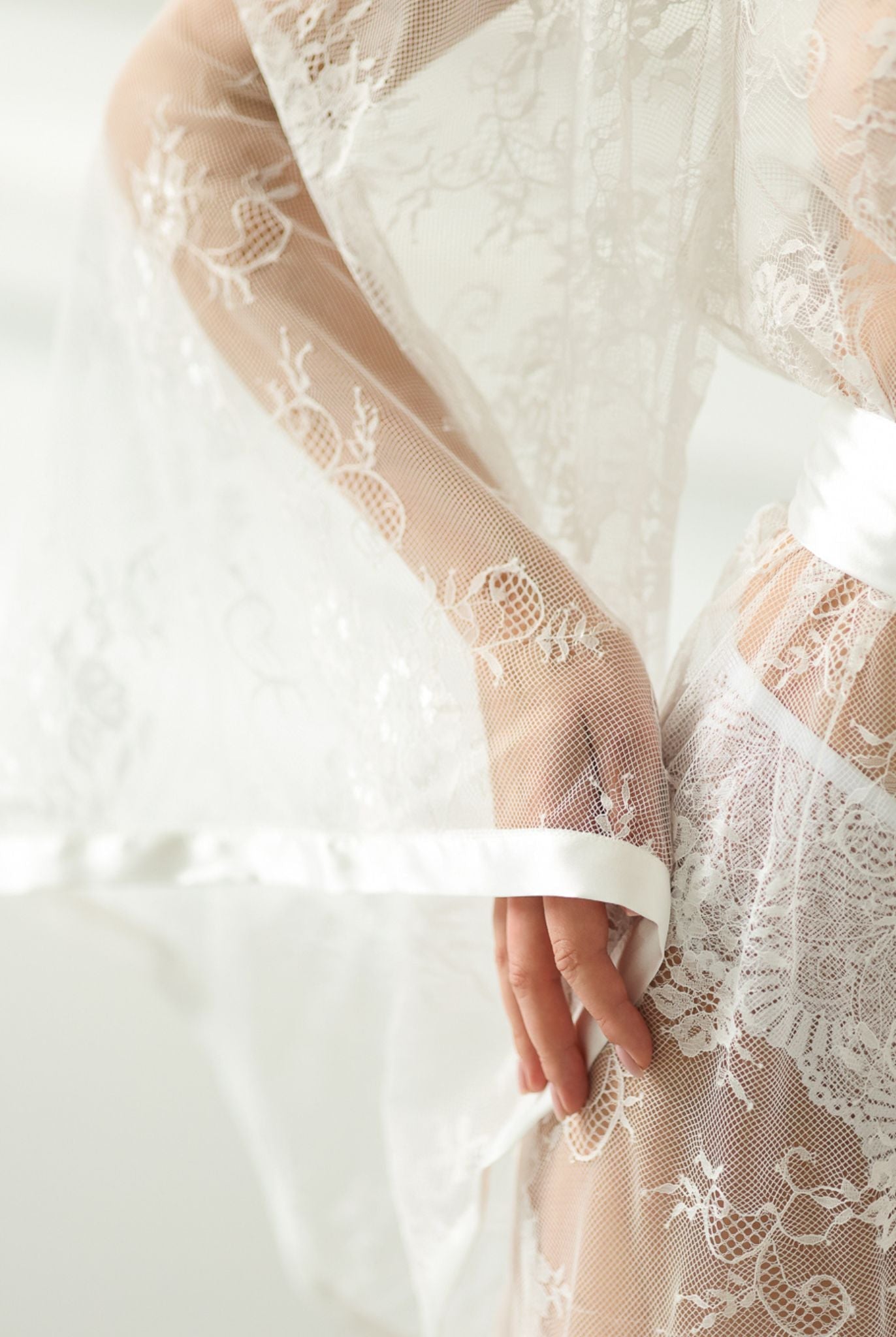 Lace sleeve and ribbon tie detail on white sheer sexy robe – Kafemme