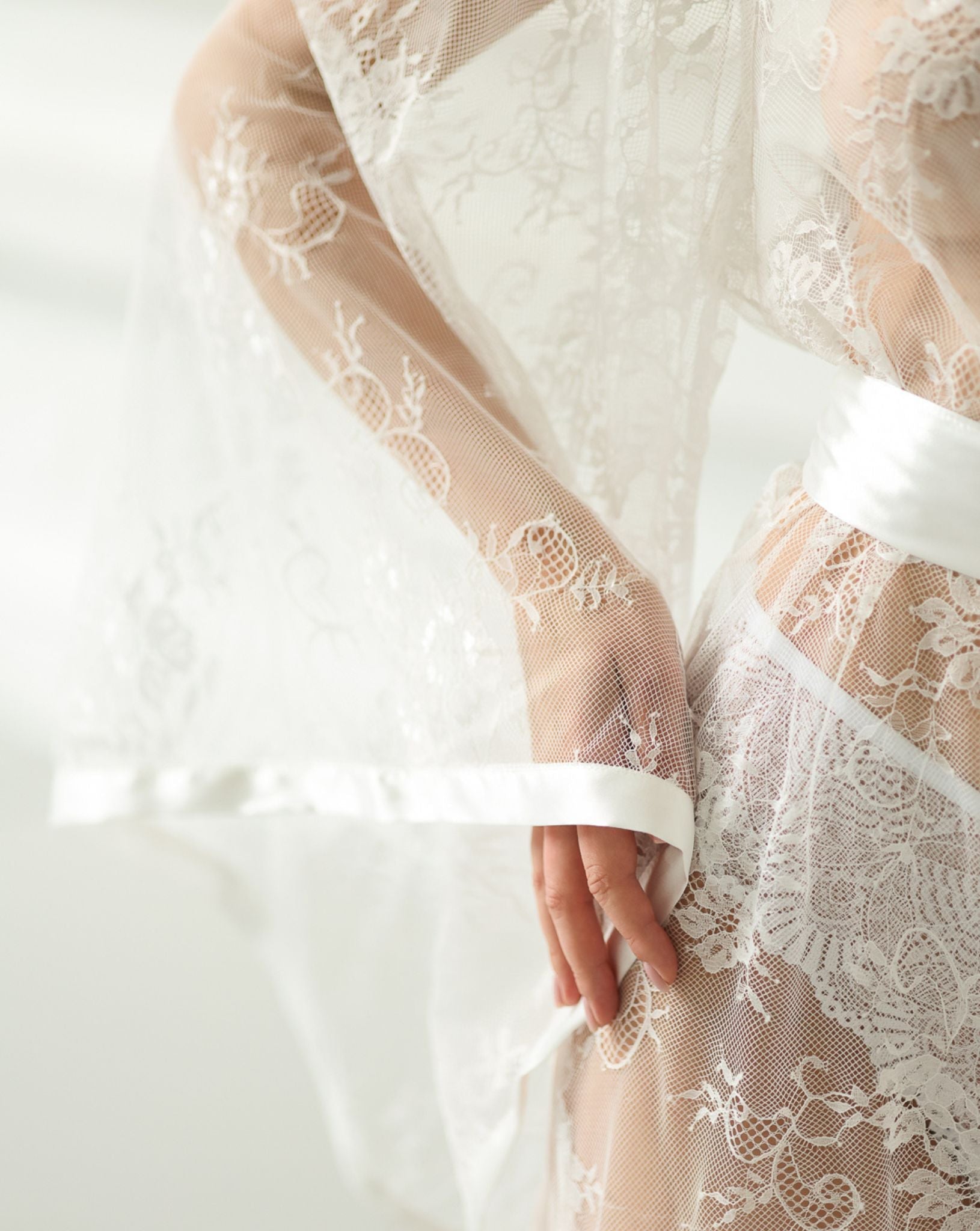 Lace sleeve and ribbon tie detail on white sheer sexy robe – Kafemme