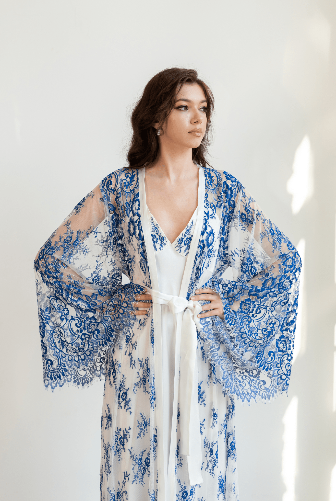 Lace robe and silk nightgown set with blue floral embroidery – front view