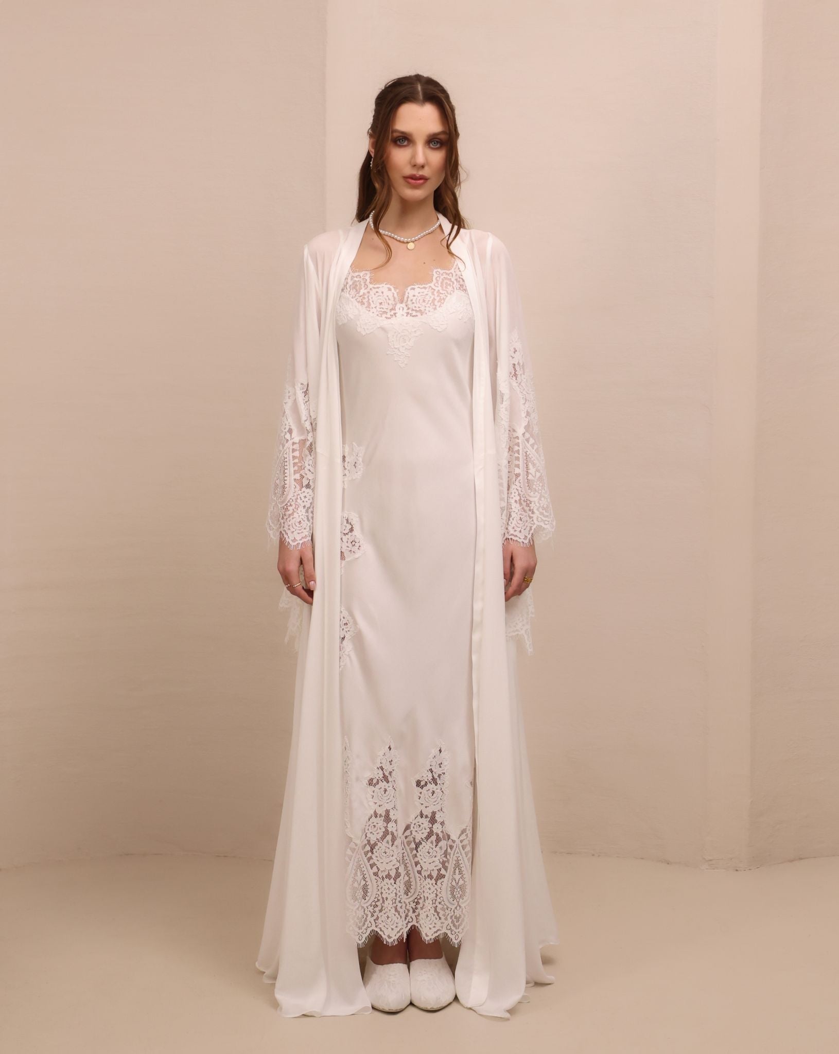 A static shot of the flowing long robe, designed to bring quiet beauty and a sophisticated look to daily relaxation.