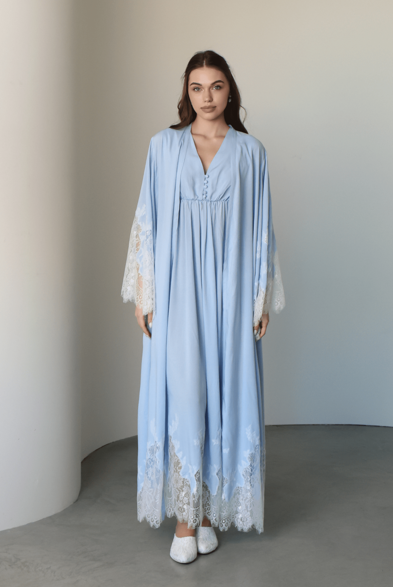 A static shot of the ensemble in an open wrap style, showcasing the lightweight fabric and daily wear practicality.