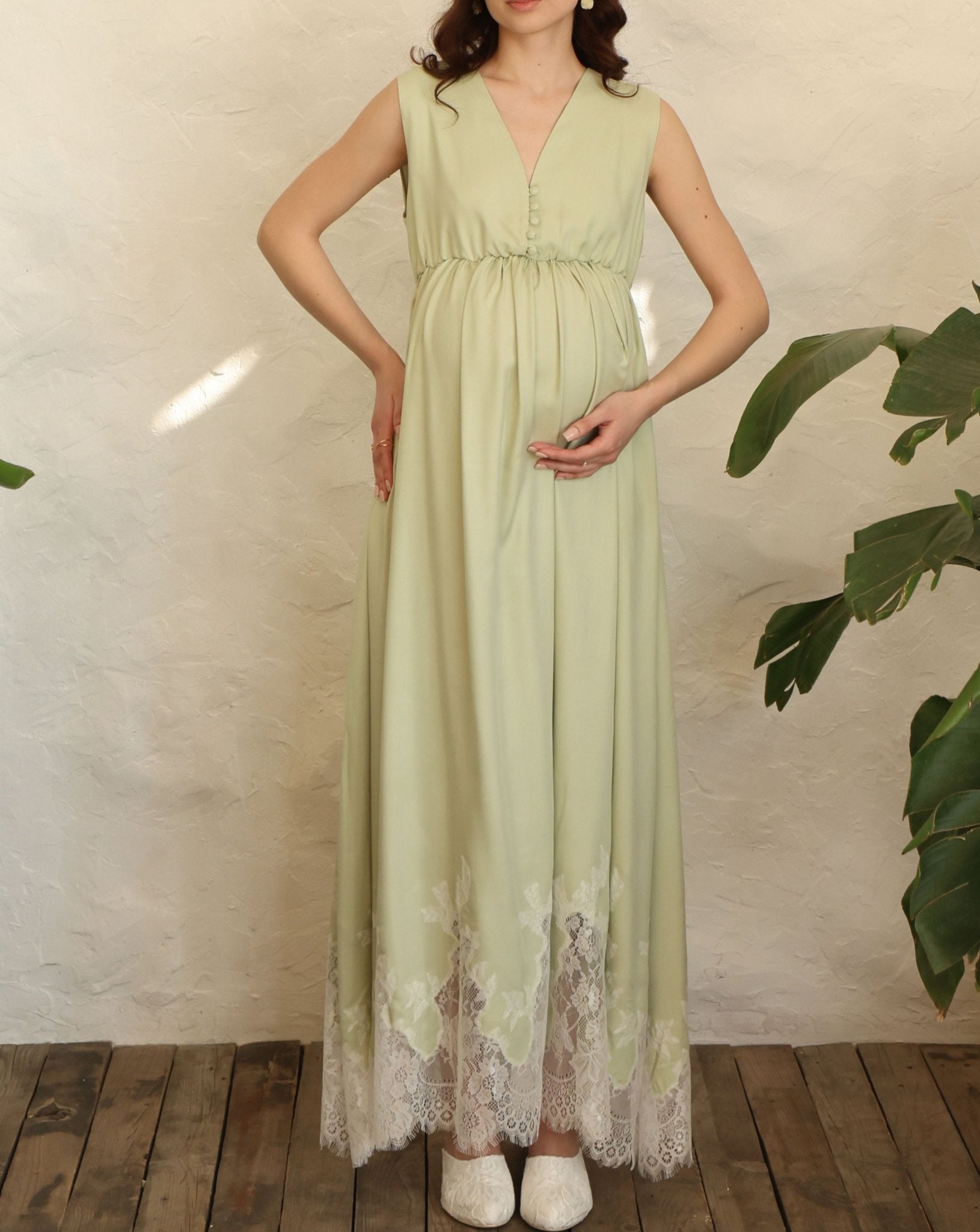 Frontal shot of the sleeveless nightgown, featuring hidden front openings for easy and quick breastfeeding access.