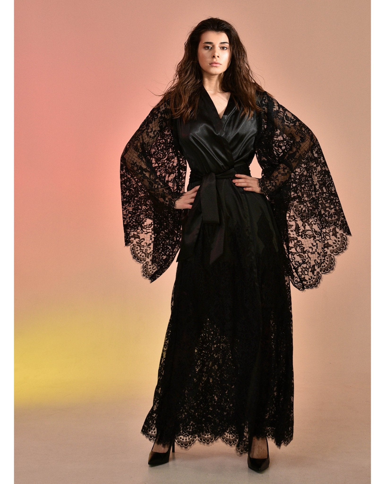 Luxurious Black Lace Robe Set from Kafemme with Floral Embroidery