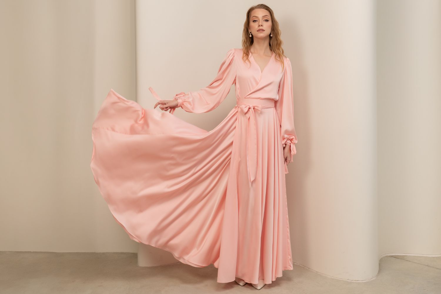 girl wearing a chiffon dress