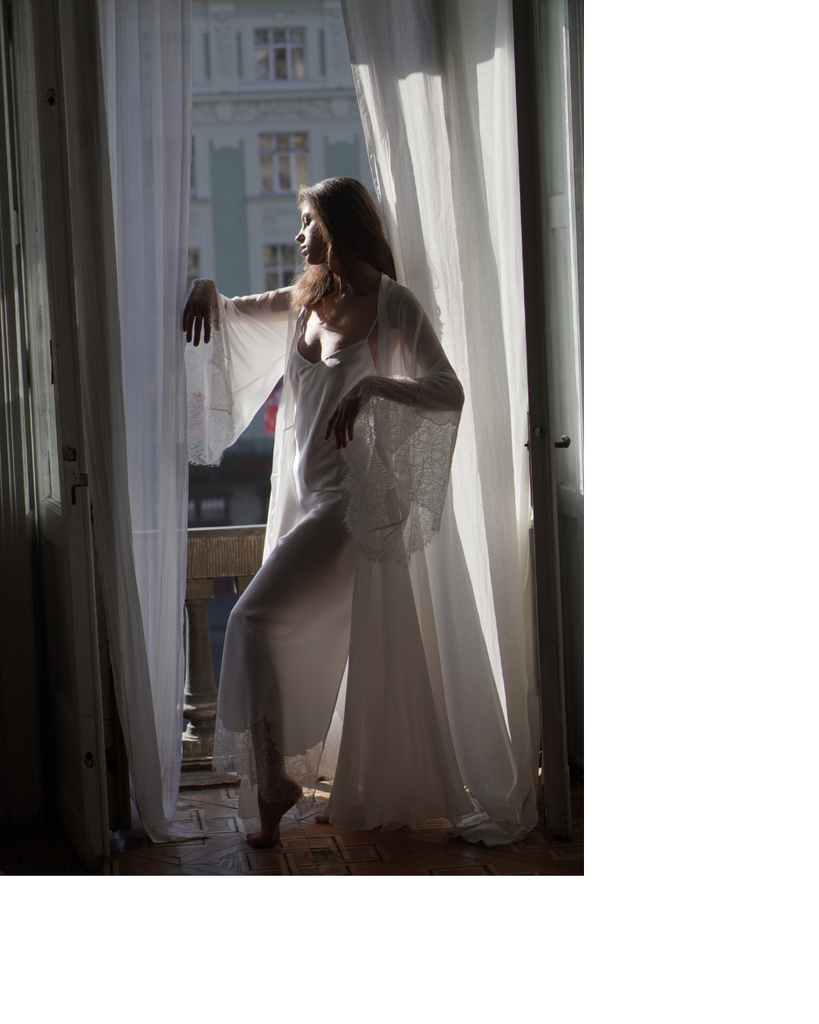 Perla Blue Robe and Nightgown Set