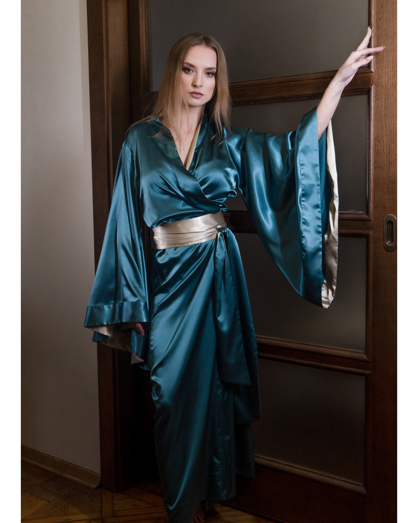 Perla Blue Robe and Nightgown Set