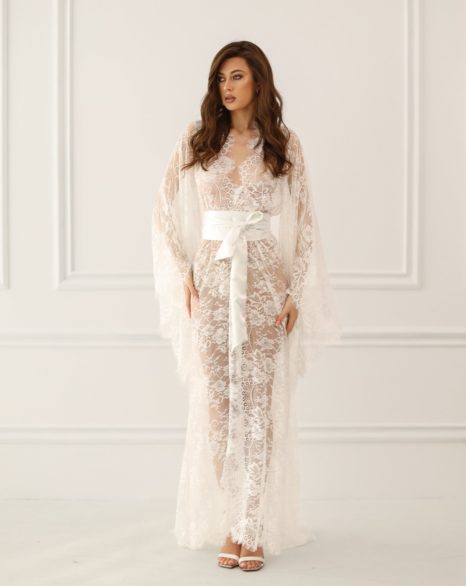 Elegant lace wedding robe for brides with romantic sheer silhouette – Kafemme