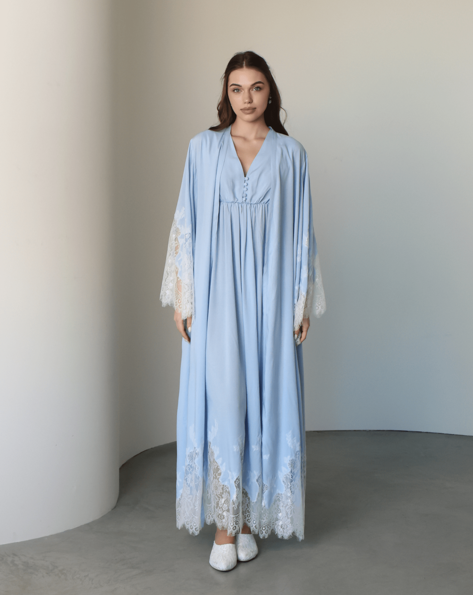 A static shot of the ensemble in an open wrap style, showcasing the lightweight fabric and daily wear practicality.